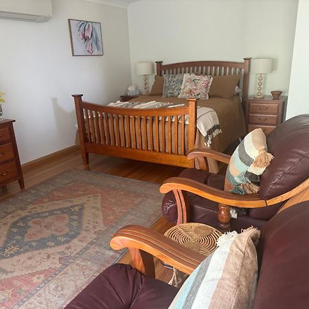 Amaroo With A View Set On A 50 Acre Hobby Farm Collinsvale Exterior foto