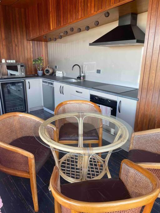 Amaroo With A View Set On A 50 Acre Hobby Farm Collinsvale Exterior foto